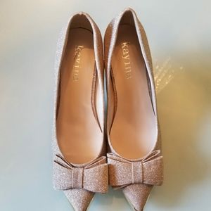 Kitten heel dress shoes